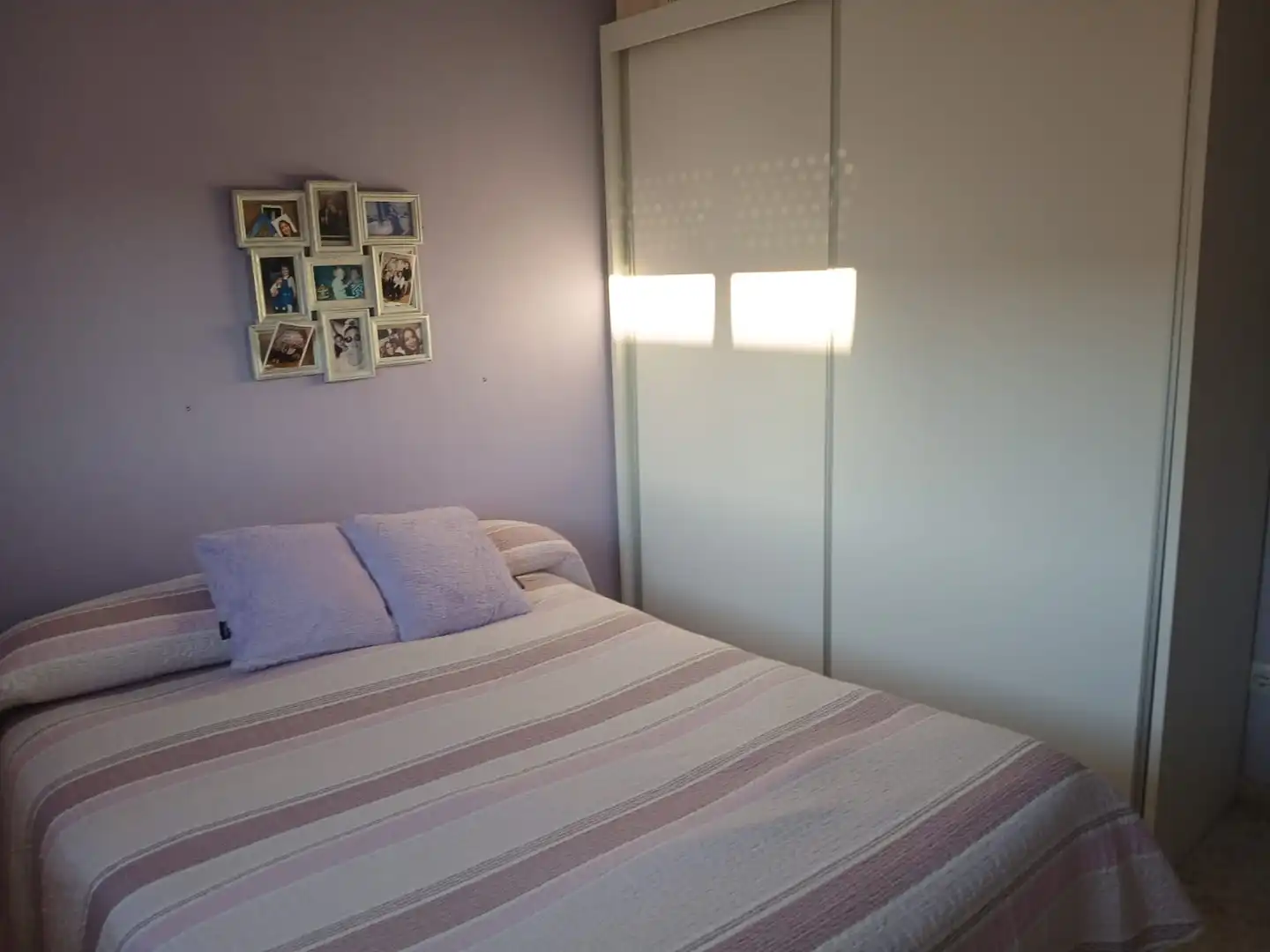 Schlafzimmer von Dachboden zum Verkauf in Vélez-Málaga mit Terrasse und Abstellraum
