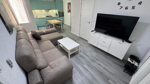 Foto 2 de Apartament de lloguer a Avenida Alcoy, Campoamor, Alicante / Alacant