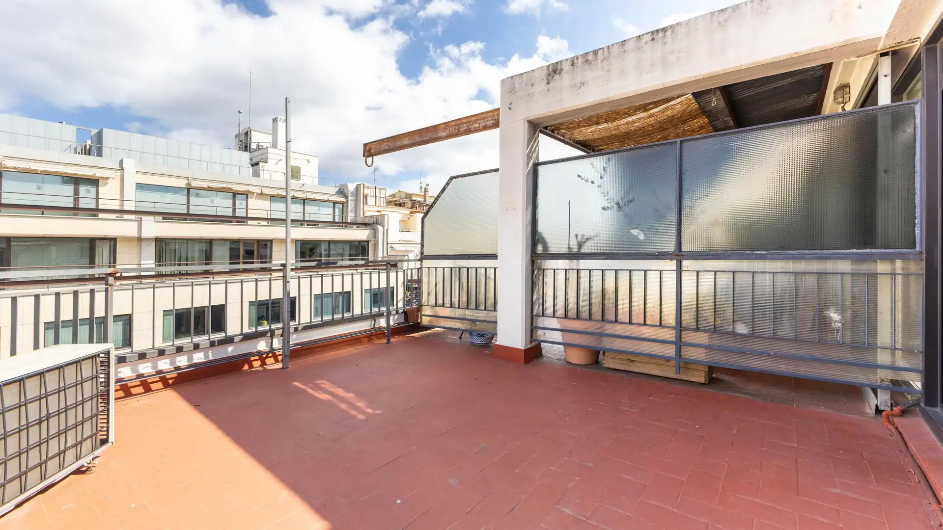 Oficina de alquiler en CALLE SEPULVEDA, 143, Sant Antoni