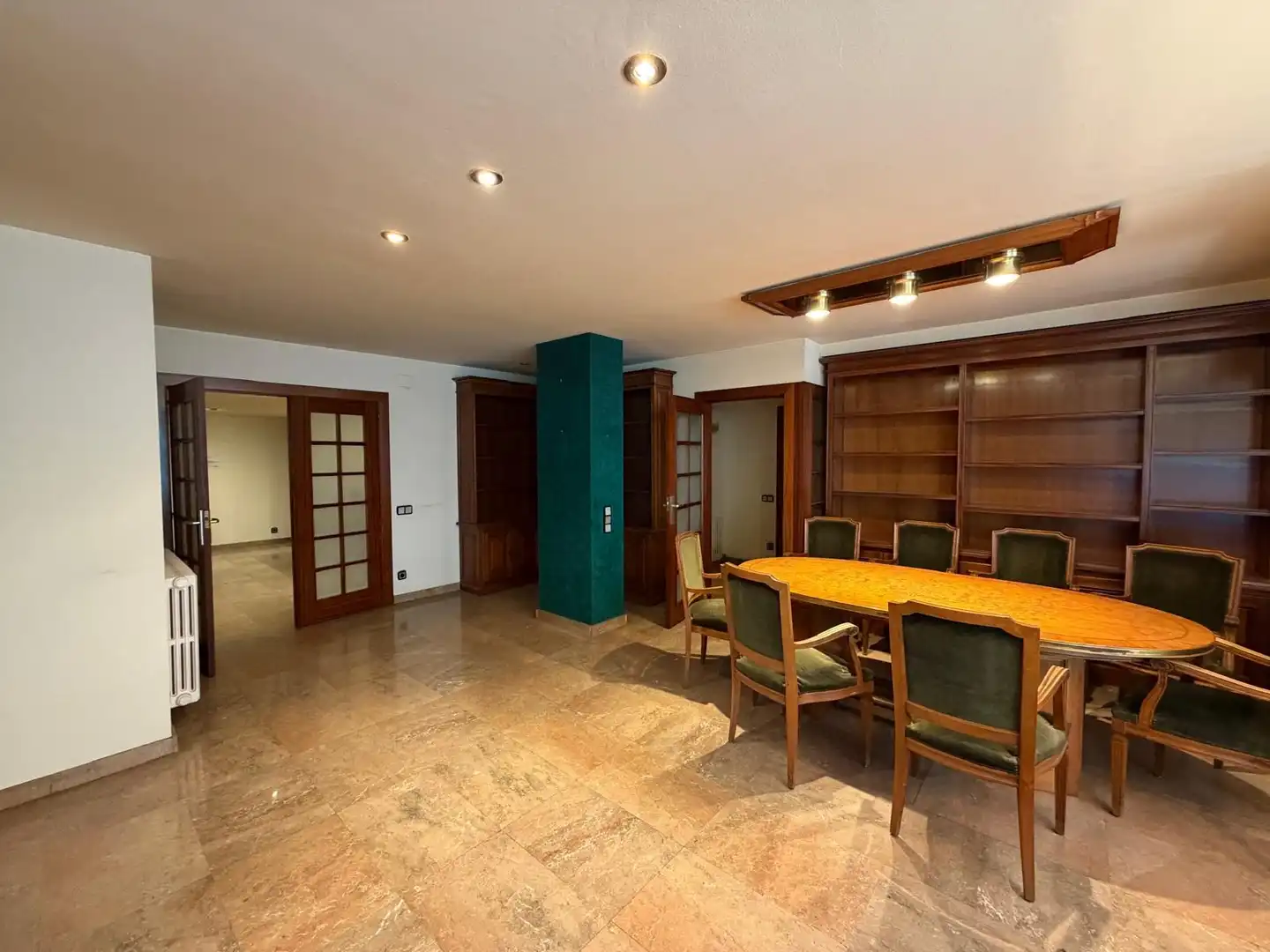 Office for rent in Girona  with Air Conditioner and Heating