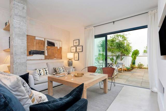 Piso en Alquiler en N/A en Triana Casco Antiguo