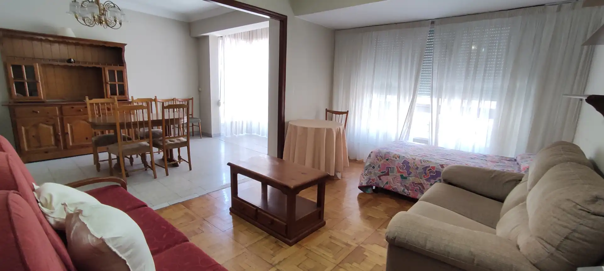Sala de estar de Piso de alquiler en Ourense Capital  con Calefacción, Amueblado y Horno