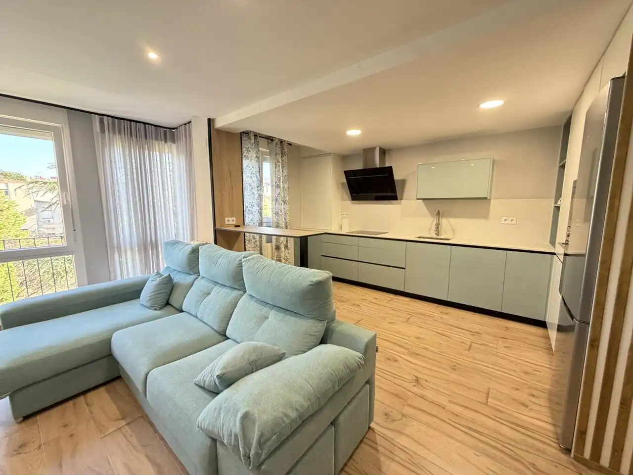 Piso de alquiler en Alameda
