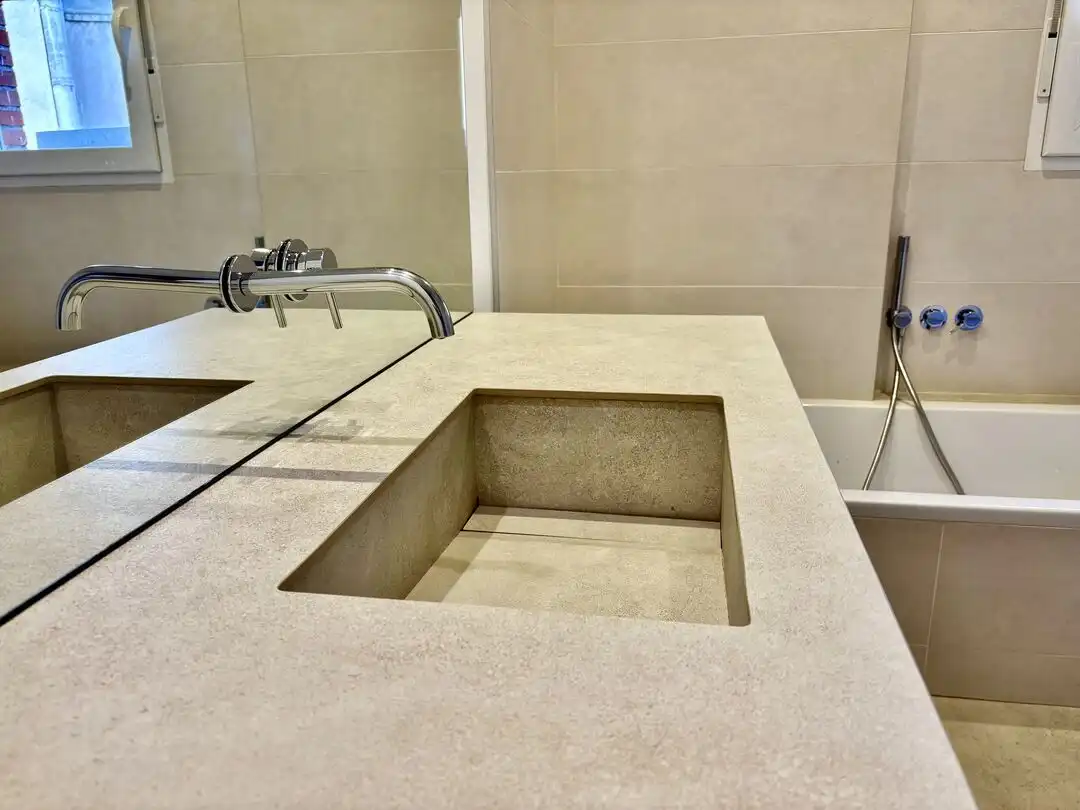 Bathroom of Duplexes for sale in Talavera de la Reina  with Air Conditioner, Terrace and Balcony