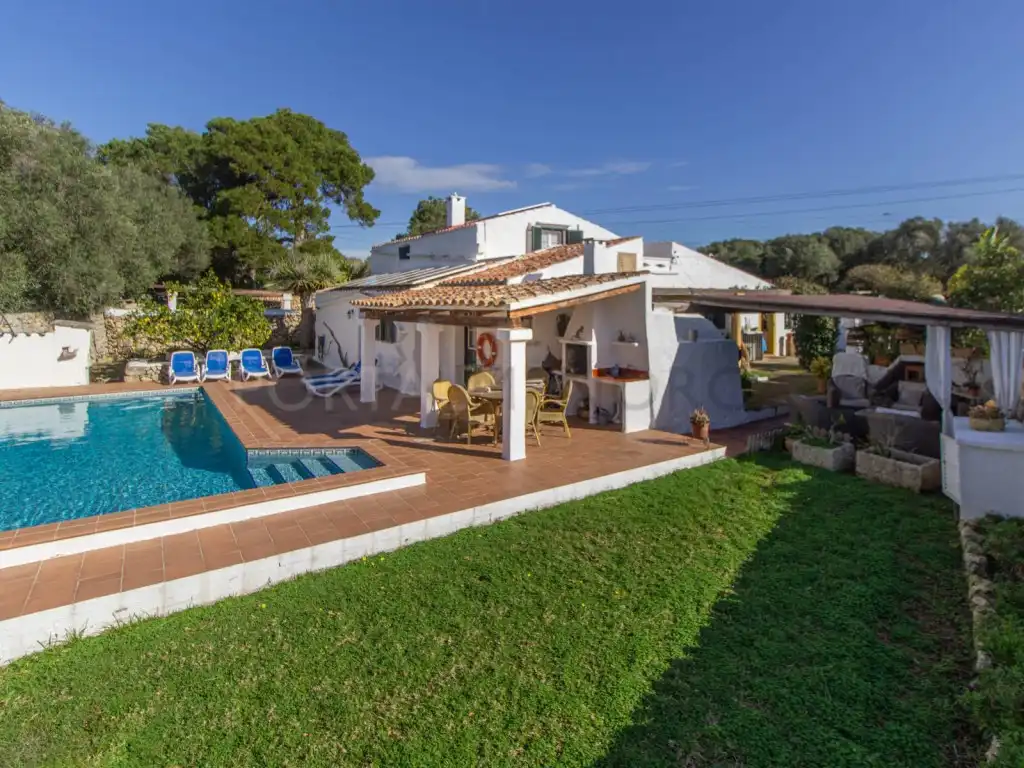 Maison rustique avec piscine à vendre à Sant Lluís - S'Ullestrar - Torret