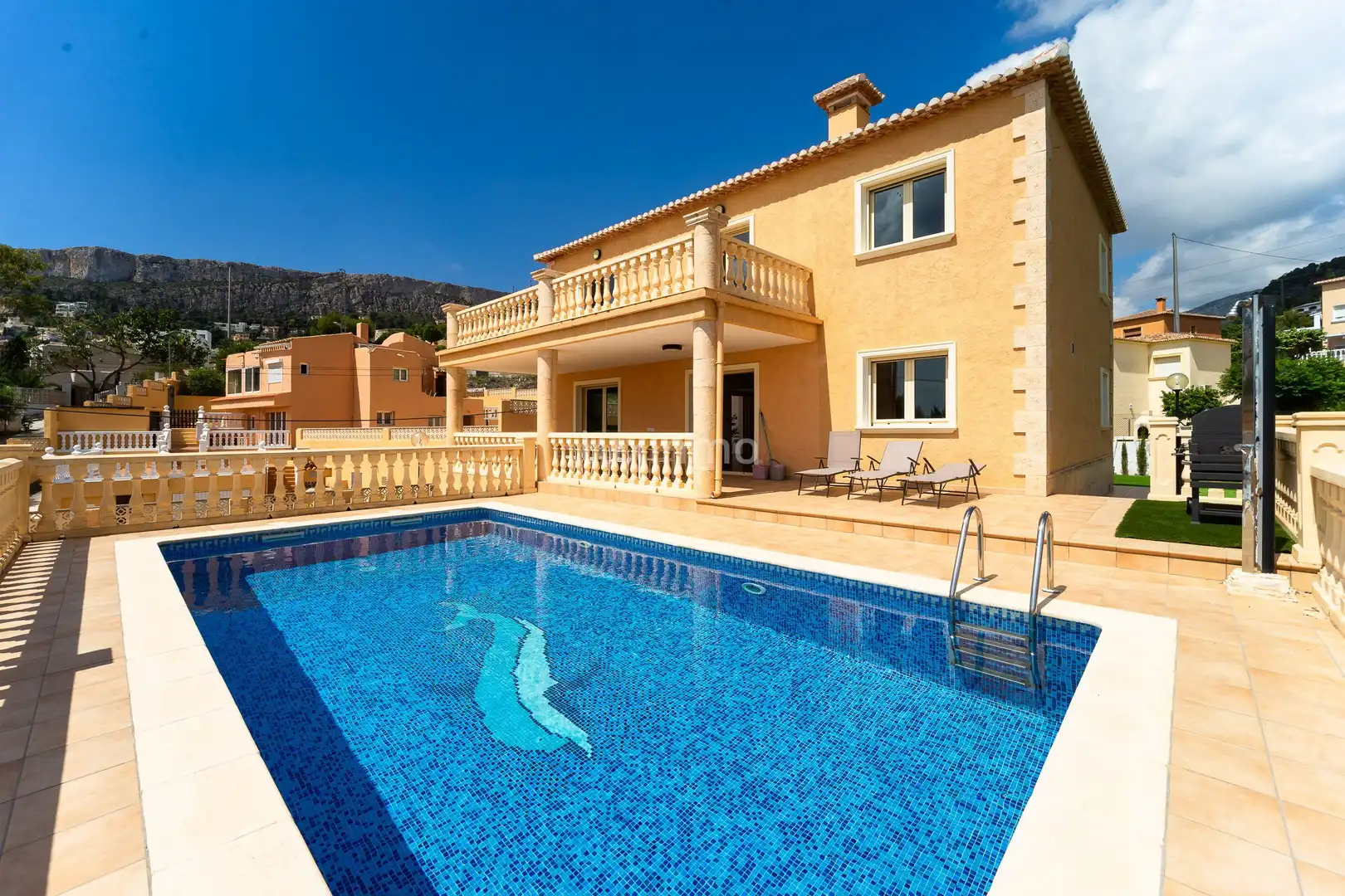 Villa avec terrasse à vendre à Canuta
