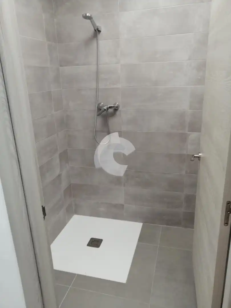 Baño de Nave industrial de alquiler en Vilamarín
