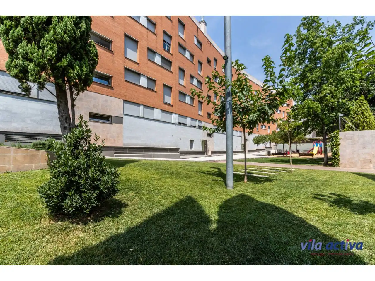 Vista exterior de Piso en venta en Terrassa con Aire acondicionado, Calefacción y Parquet