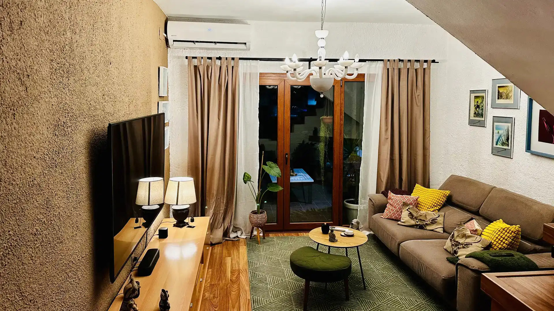 Sala d'estar de Casa o xalet en venda en L'Estartit amb Aire condicionat, Piscina i Balcó
