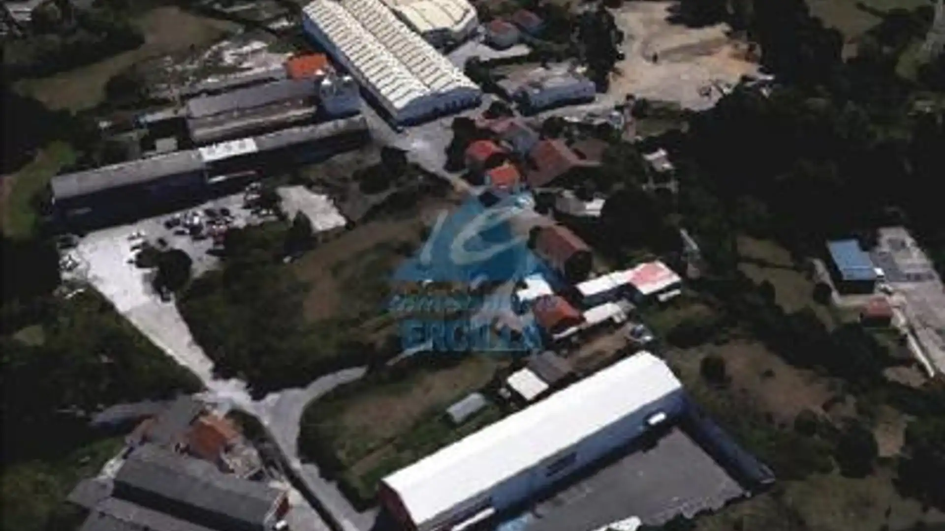 Vista exterior de Nave industrial de alquiler en Santurtzi 