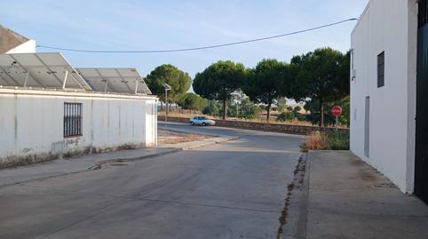 Foto 4 de Casa adosada en venta en Avenida Cruz de la Ermita, Burguillos, Sevilla