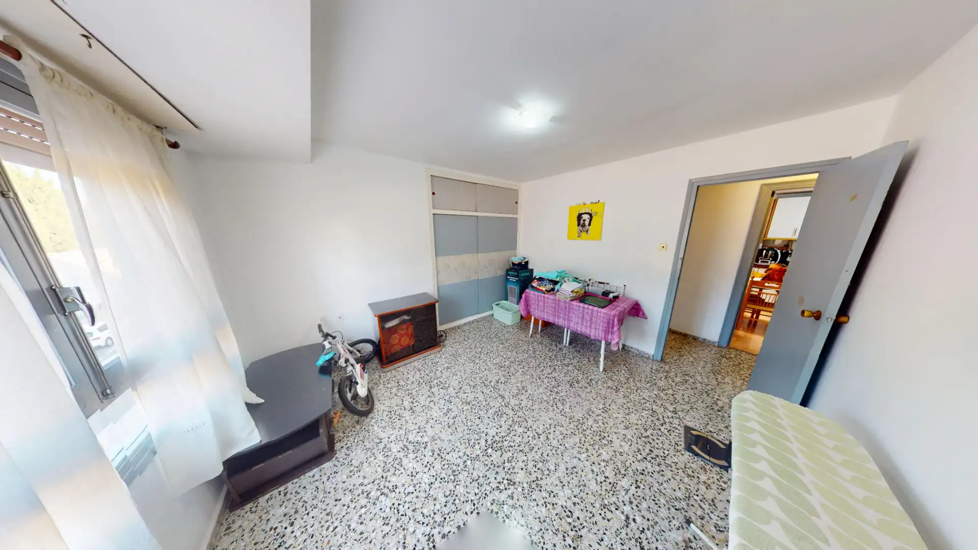 Wohnung zum Verkauf in Alicante / Alacant mit Terrasse, Möbliert und Ofen