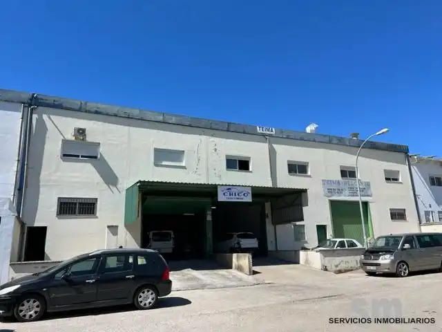 Nau industrial en venda a El Bosque