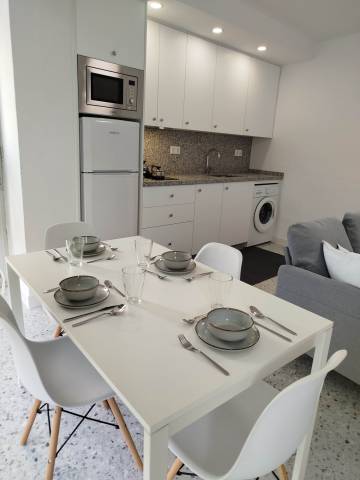 Piso en Alquiler en BARCELONA en La Trinidad