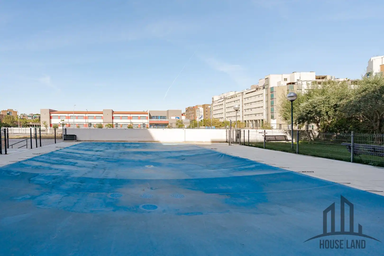 Vista exterior de Piso en venta en Madrid con Aire acondicionado, Calefacción y Trastero
