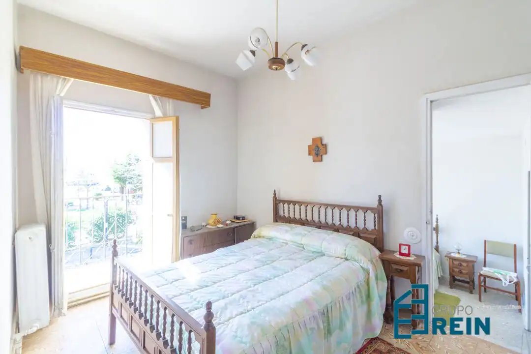 Bedroom of Houses for sale in Carranque  with Air Conditioner, Terrace and Furnished