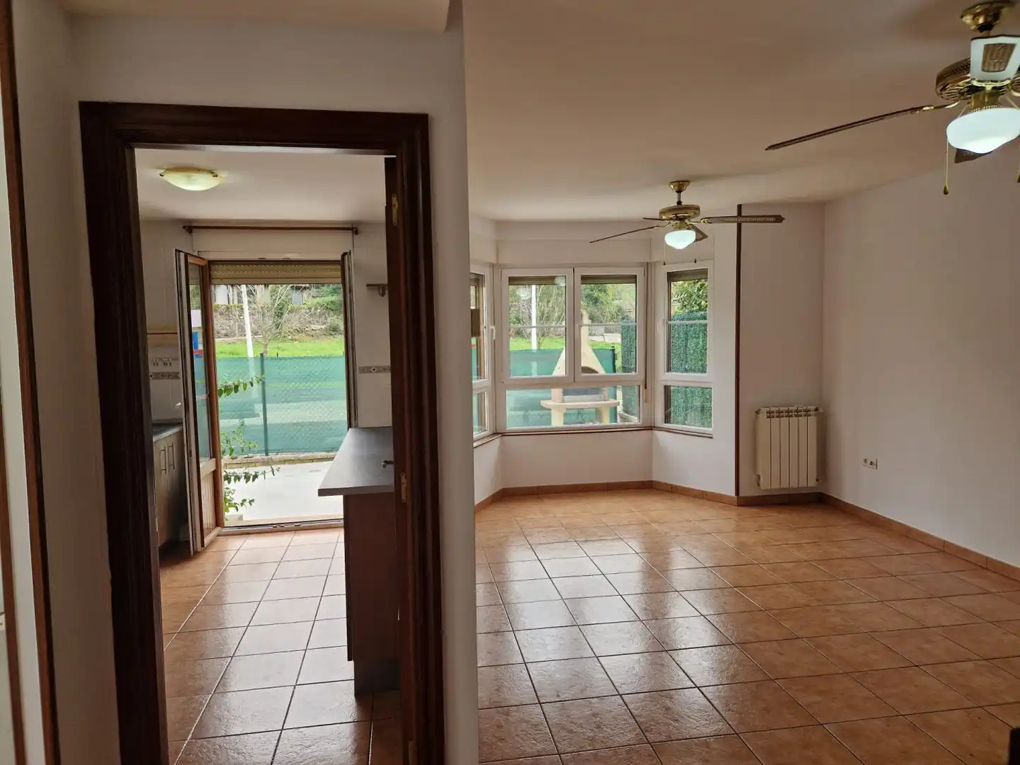 Sala de estar de Casa o chalet en venta en Reocín con Calefacción, Jardín privado y Terraza