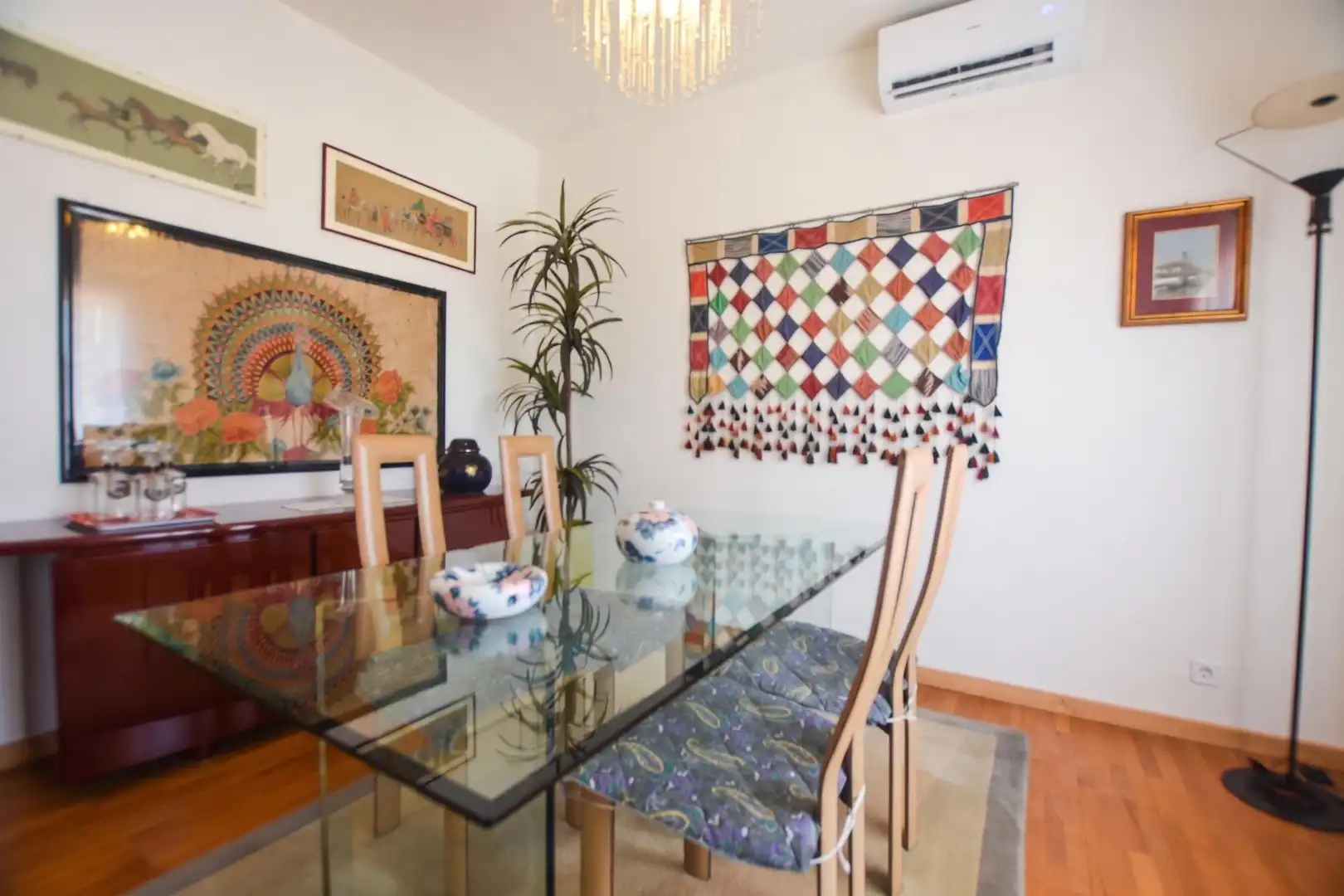 Menjador de Casa o xalet en venda en Es Mercadal amb Aire condicionat, Jardí privat i Parquet