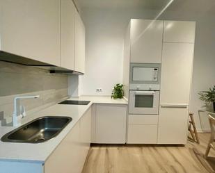 Cuina de Loft de lloguer en  Sevilla Capital amb Aire condicionat, Calefacció i Balcó