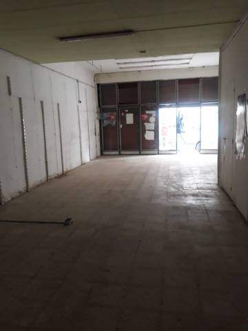 Local comercial en Alquiler en Carrer de Borrell en Plana Lledó