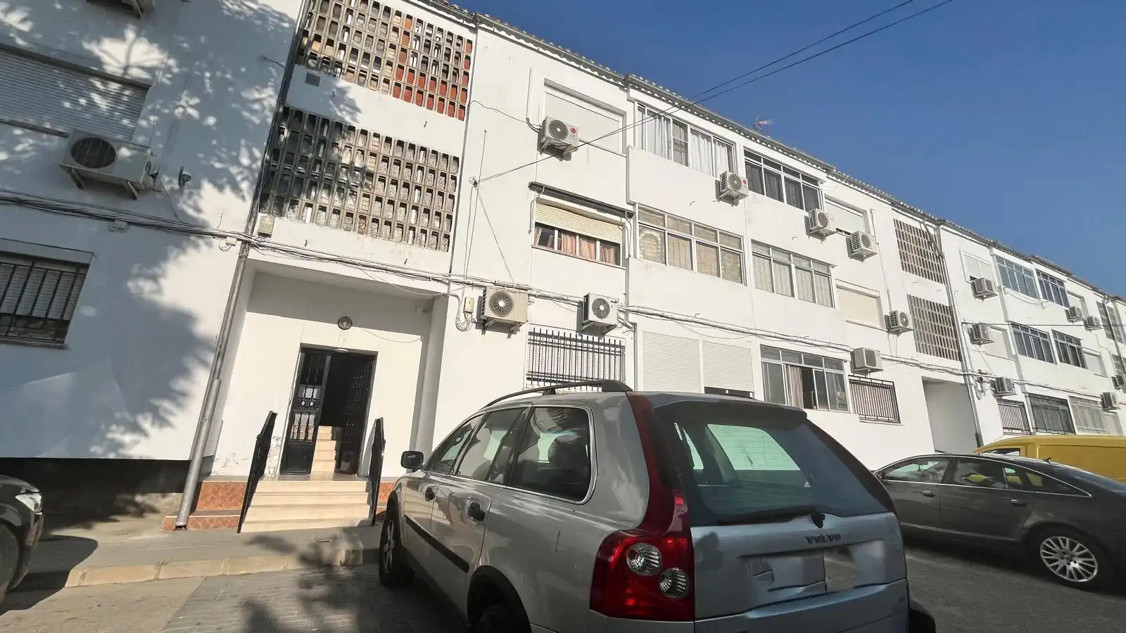Vista exterior de Piso de alquiler en Trujillo con Aire acondicionado, Terraza y Amueblado