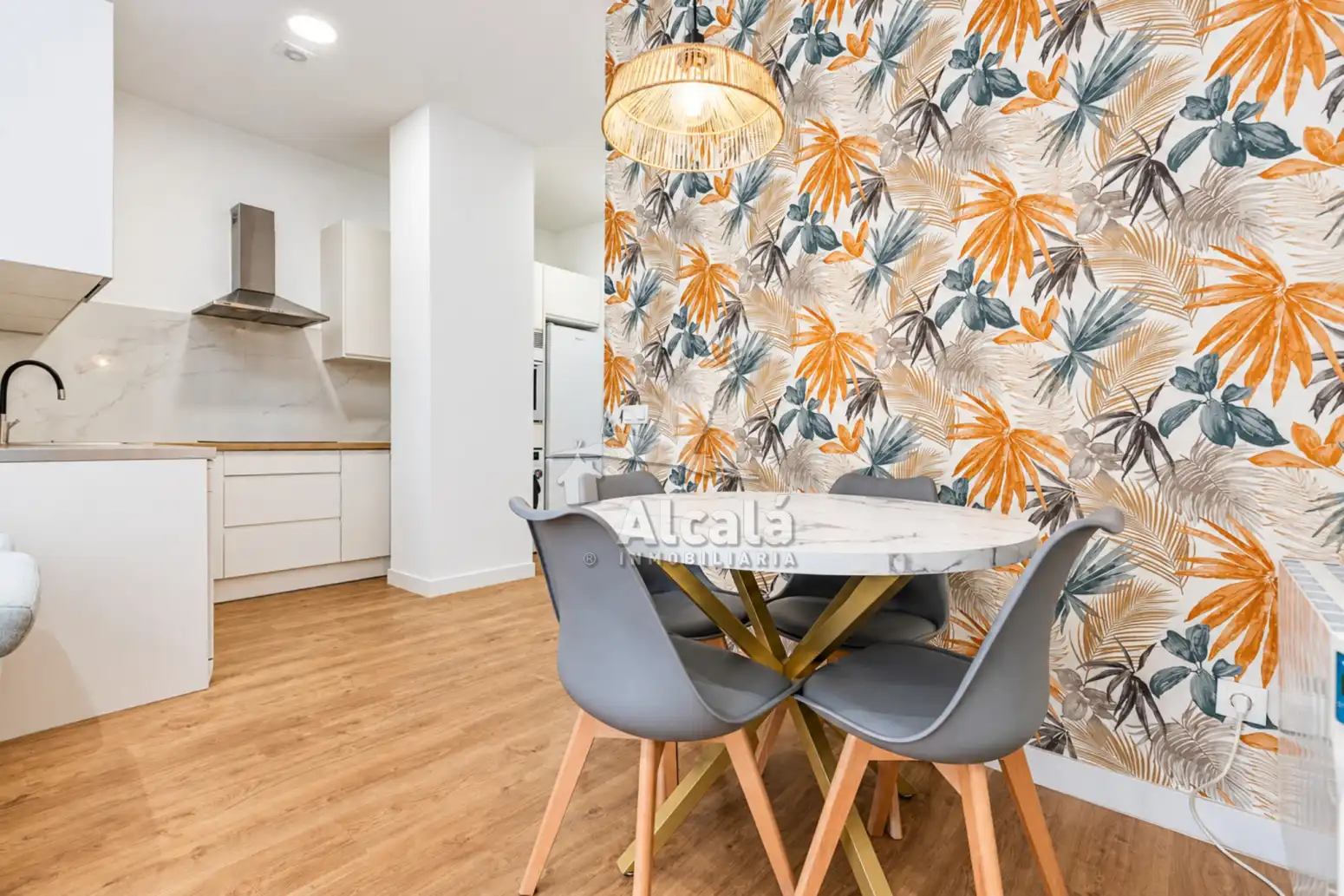 Dining room of Flat for sale in Caballería Española