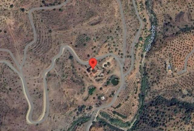 Casa-chalet en Venta en Almogía