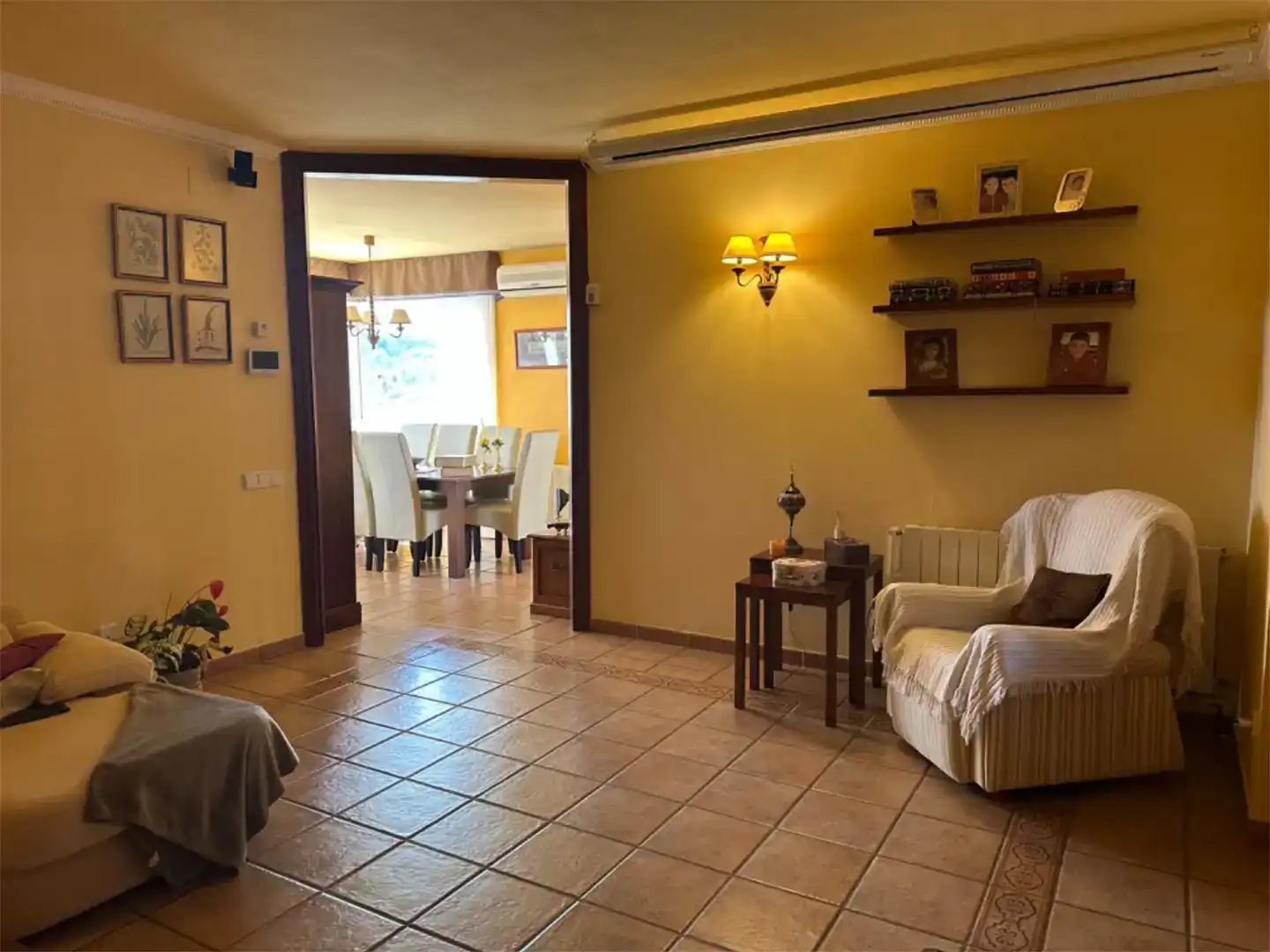 Sala d'estar de Casa o xalet en venda en Bonastre amb Aire condicionat i Piscina