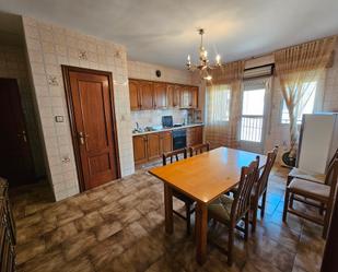 Kitchen of Flat for sale in Garrovillas de Alconétar  with Terrace, Furnished and Balcony