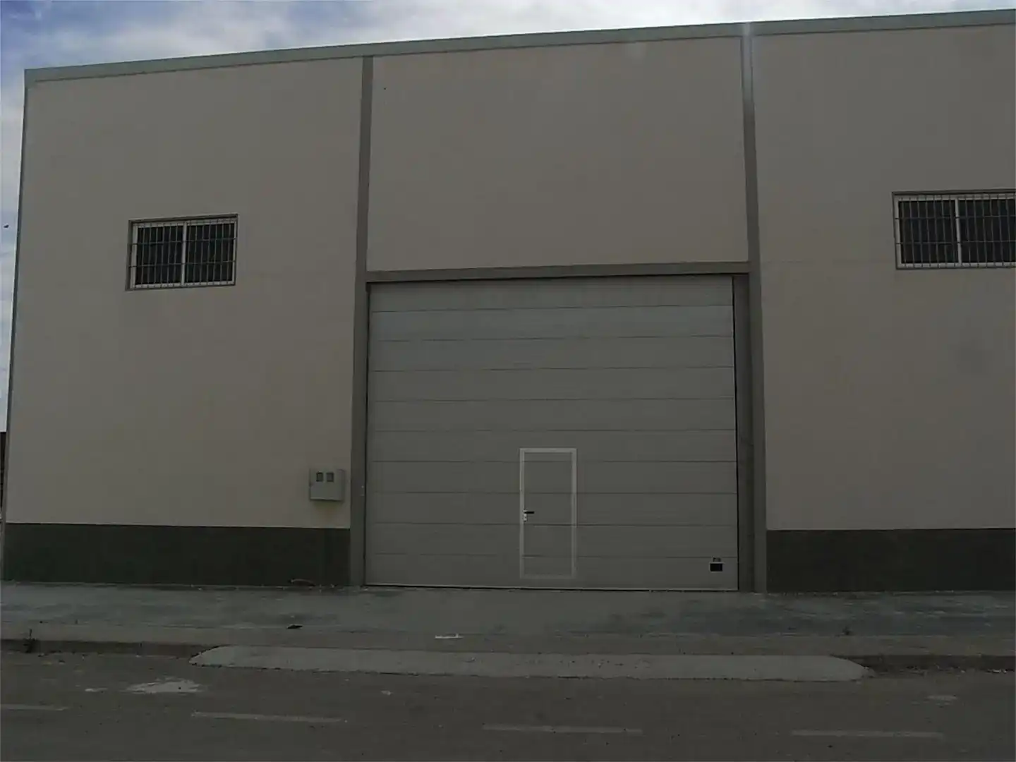 Nau industrial de lloguer a Calle Santaella, Santaella