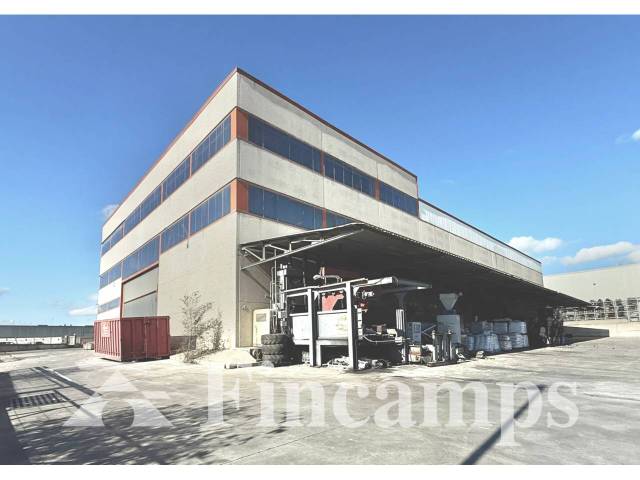 Nave industrial en Alquiler en Can Roqueta en Can Roqueta