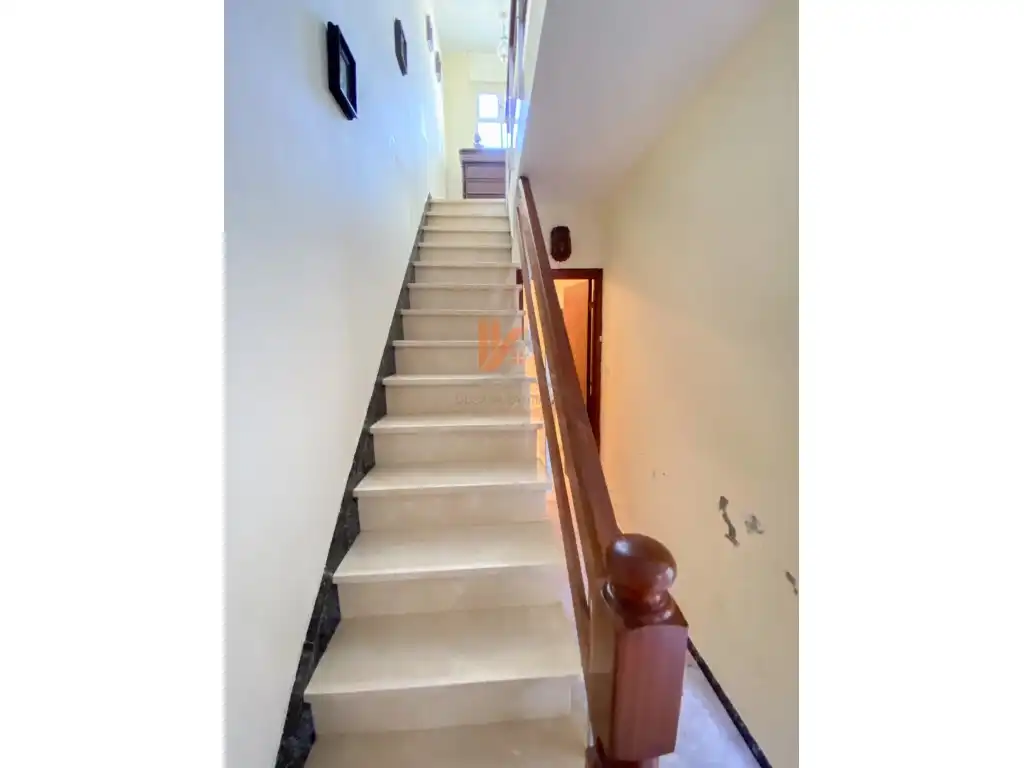 Casa adosada en venta en Ribeira con Jardín privado, Horno y Microondas