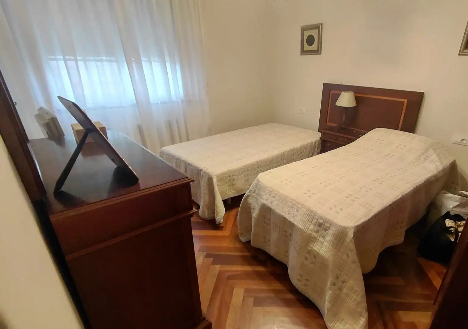 Habitación de Casa o chalet en venta en Oleiros con Calefacción, Jardín privado y Parquet