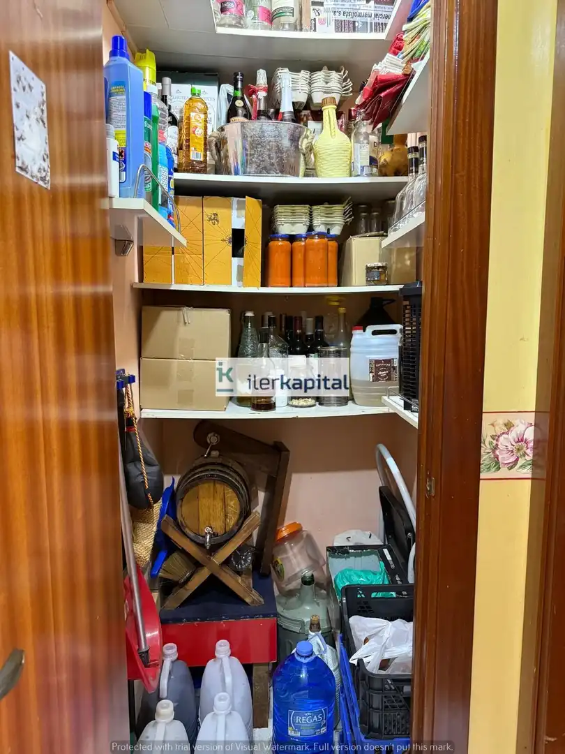 Cuina de Pis en venda en Lleida amb Aire condicionat, Calefacció i Moblat