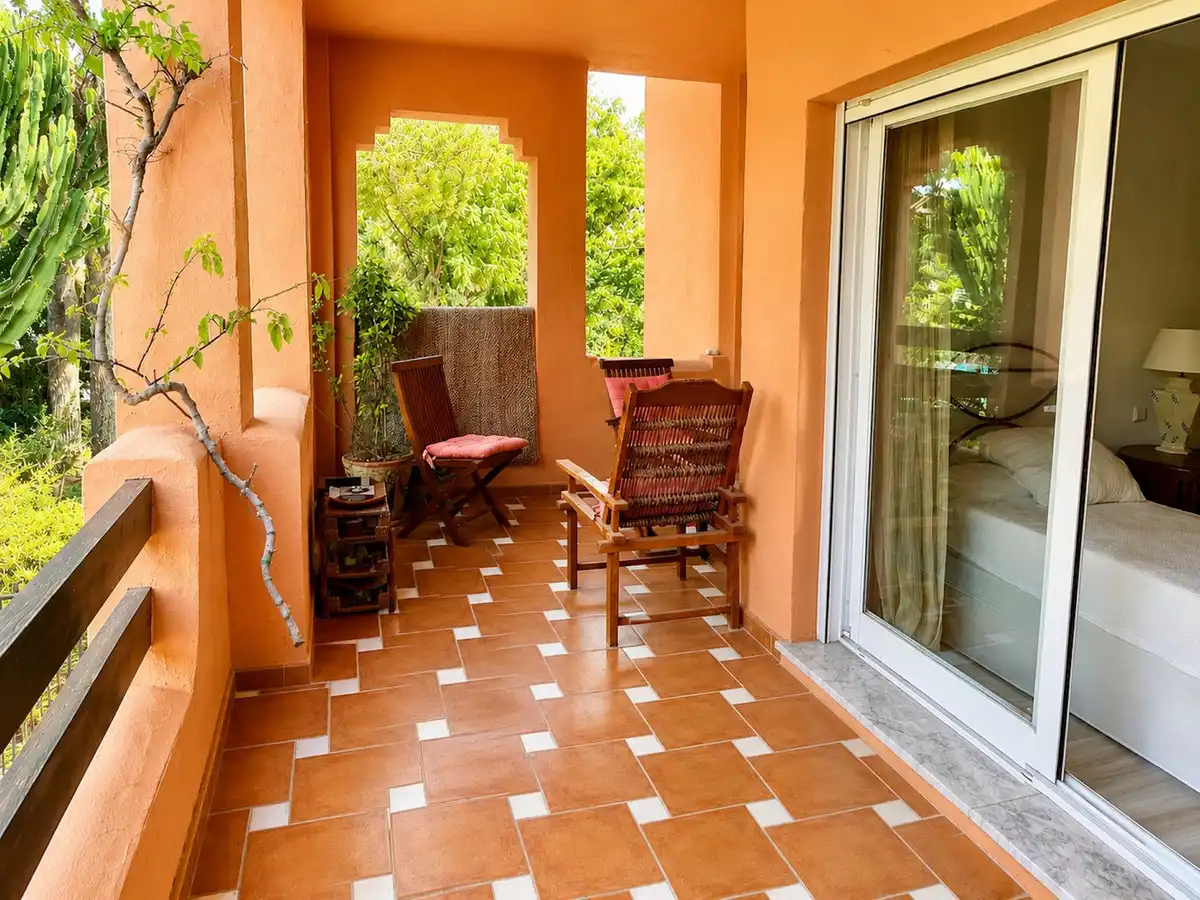 Flat with lift for sale in San Pedro de Alcántara, imagen 6