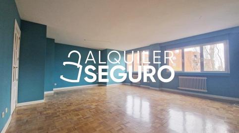 Foto 2 de Pis de lloguer a De Luis de Hoyos Sainz, Pavones, Madrid