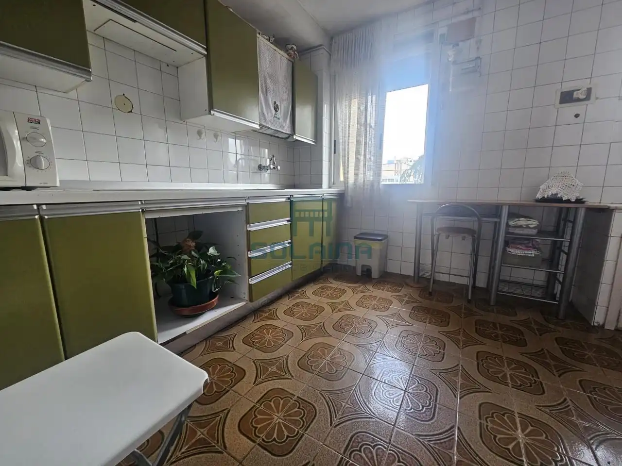 Kitchen of Flat for sale in Ourense Capital   with Heating and Balcony