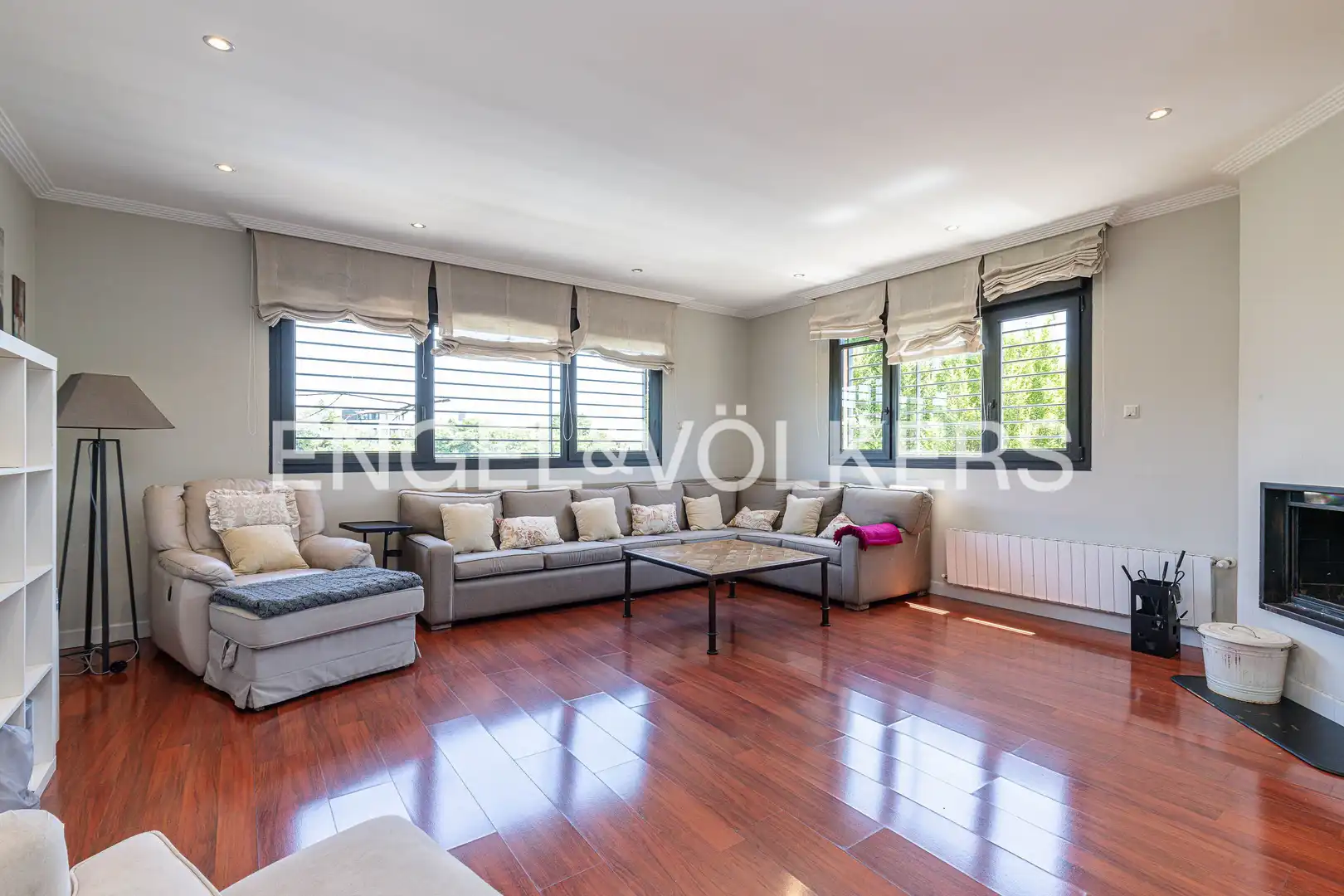 Sala de estar de Casa o chalet en venta en Madrid con Aire acondicionado, Calefacción y Jardín privado