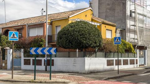 Foto 2 von Einfamilien-Reihenhaus zum Verkauf in Calle Andres Segovia, 33, Barrio de Zaidín,  Granada Capital