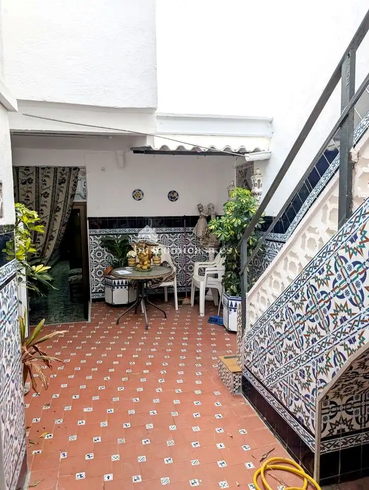 Terrassa de Casa adosada en venda en Jaén amb Aire condicionat, Terrassa i Balcó