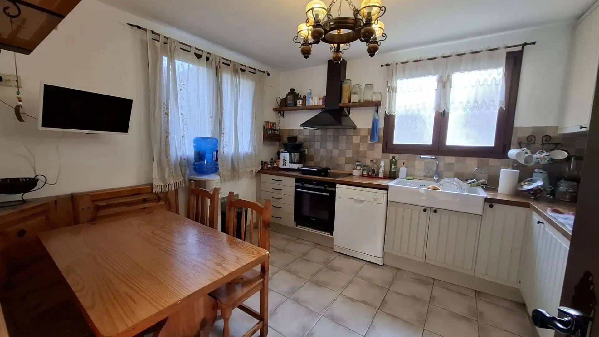 Houses for sale in Vallirana