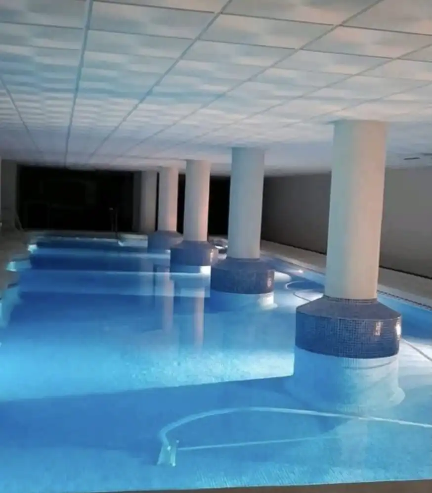 Piscina de Piso en venta en Vícar con Aire acondicionado, Calefacción y Terraza