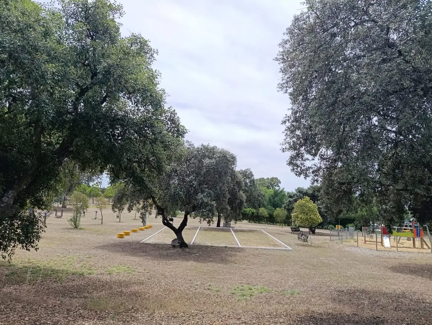 Casa o chalet de alquiler en Castilblanco de los Arroyos con Jardín privado, Terraza y Piscina