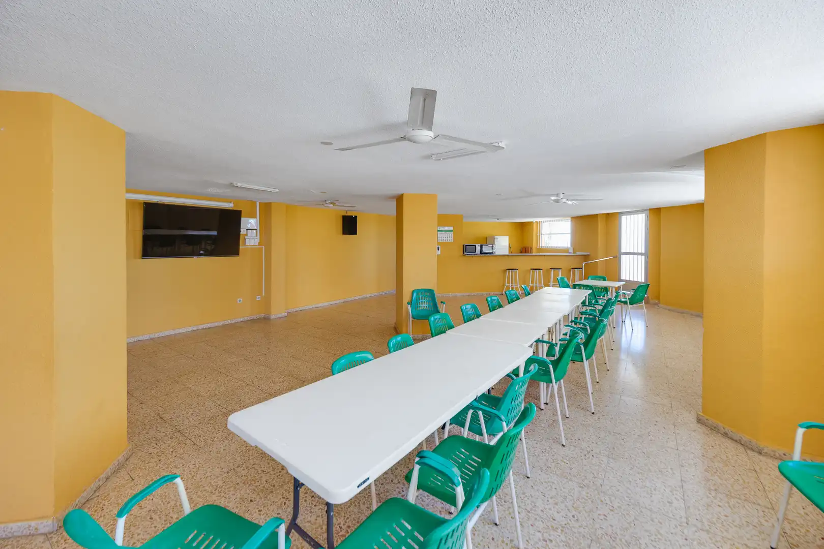 Comedor de Piso en venta en El Campello con Aire acondicionado, Trastero y Piscina comunitaria