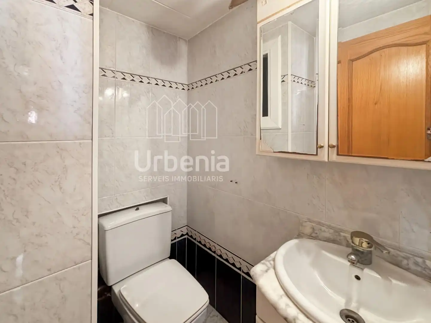 Bathroom of Flat for sale in Mataró  with Terrace