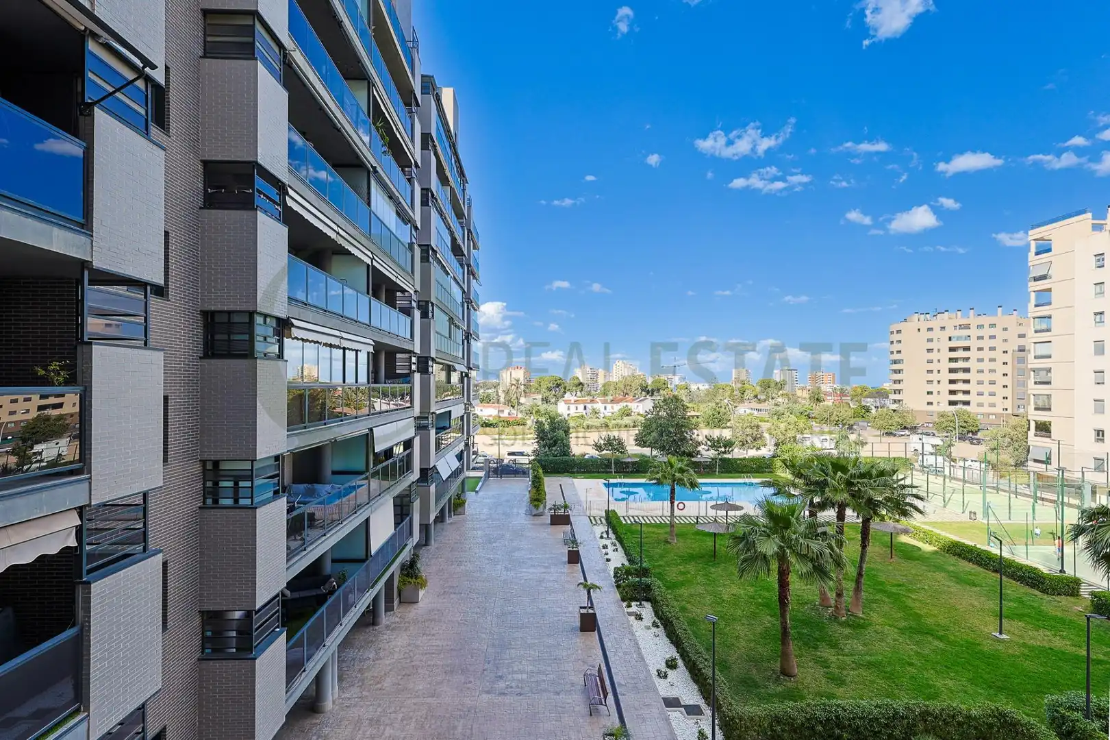 Terraza de Piso en venta en Alicante / Alacant con Jardín privado, Terraza y Trastero