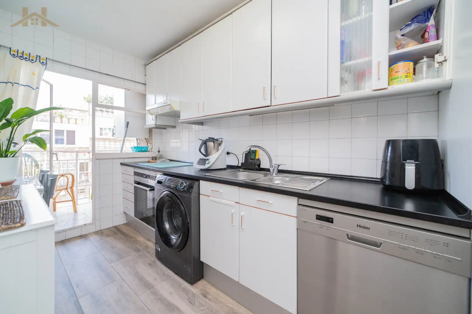 Kitchen of Flat for sale in Alcorcón  with Air Conditioner, Heating and Terrace