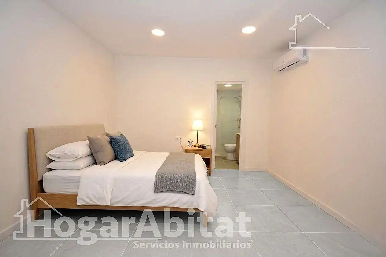 Habitación de Piso en venta en Castellón de la Plana / Castelló de la Plana con Aire acondicionado