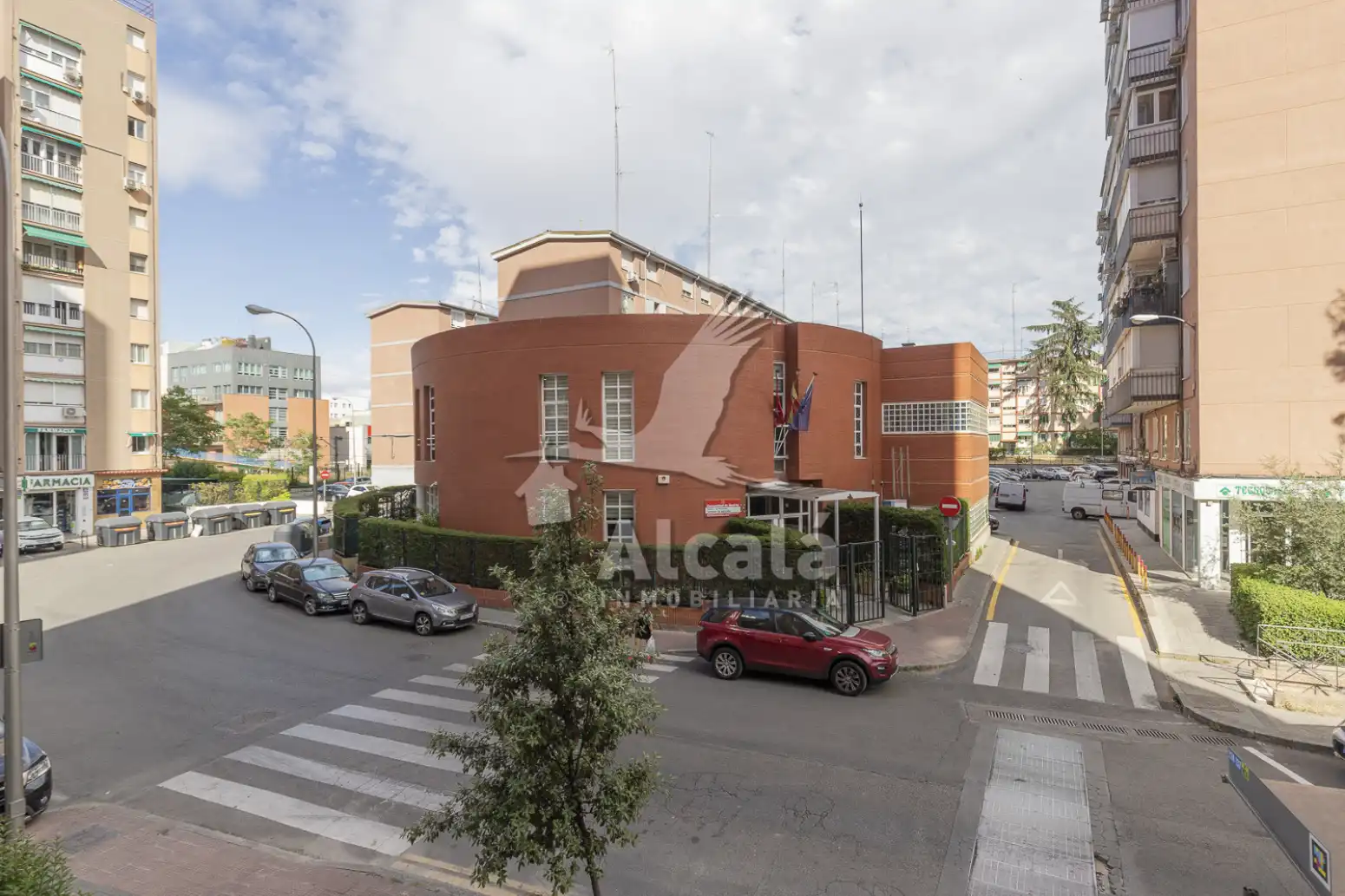 Vista exterior de Pis en venda en Madrid amb Aire condicionat, Calefacció i Terrassa