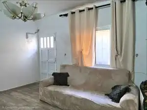 Sala d'estar de Casa adosada en venda en San Cristóbal de la Laguna amb Terrassa i Traster